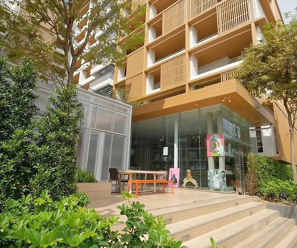 The Raya Sukhumvit 3*
